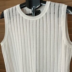 ST33LE White Ribbed Crewneck Sleeveless Sweater | Size 2XL